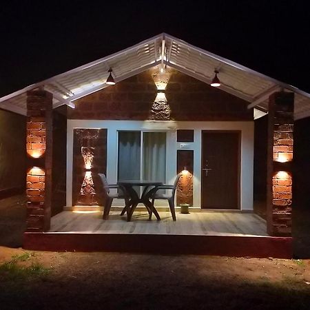Riverstone Riverfront Farmhouse Gokarna  Szoba fotó