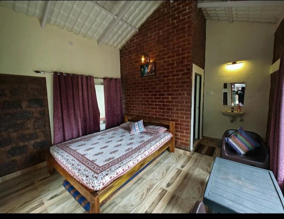 Riverstone Riverfront Farmhouse Gokarna  Szoba fotó